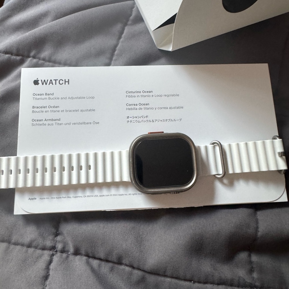 Apple Ultra 2 49mm Titanium White band Smartwatch (GPS-Cellular)